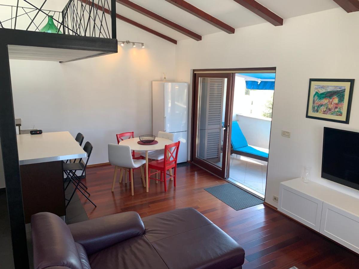 Seaside Apartments Petar Krk Town Exterior photo